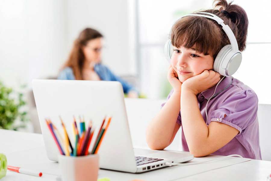 advantages of online courses for kids banner